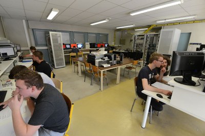 Réseaux Informatiques et systèmes Communiquants