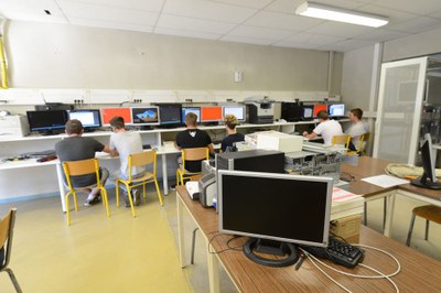 Réseaux Informatiques et systèmes Communiquants